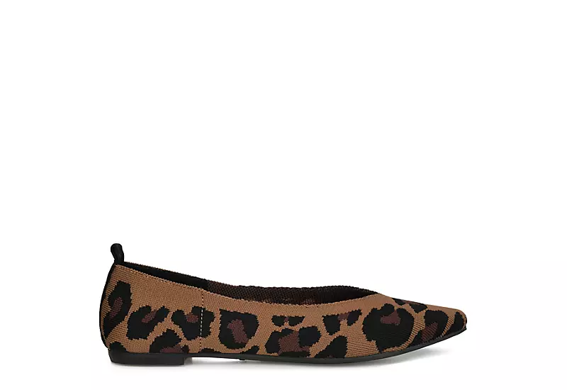 Journee Collection Womens Tayleen Flat - Leopard - Image 2