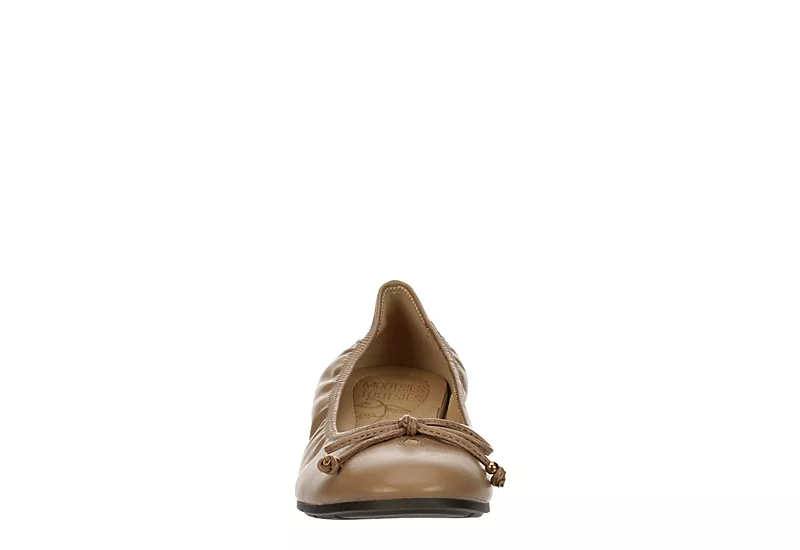 Mootsies Tootsies Womens Cameo Flat - Camel - Image 3