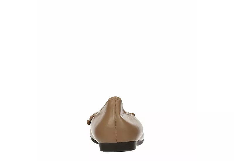 Mootsies Tootsies Womens Cameo Flat - Camel - Image 5