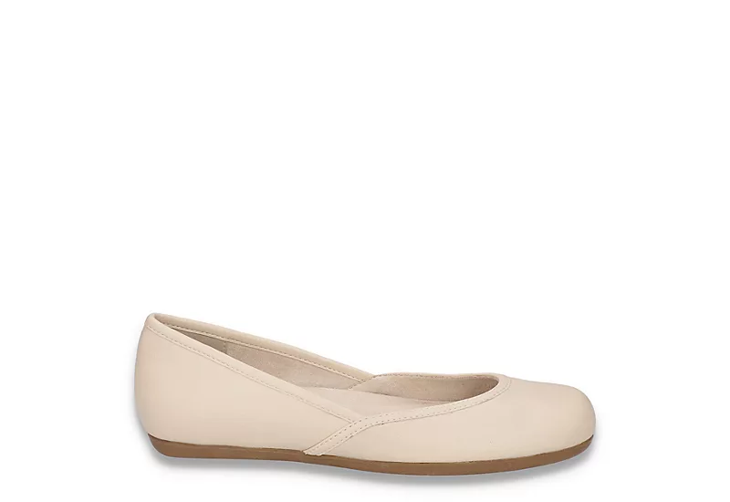 Easy Street Womens Tamar Flat - Bone - Image 2