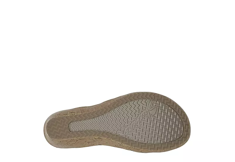 Skechers Womens Beverlee-delicate Glow Wedge Sandal - Cognac - Image 5